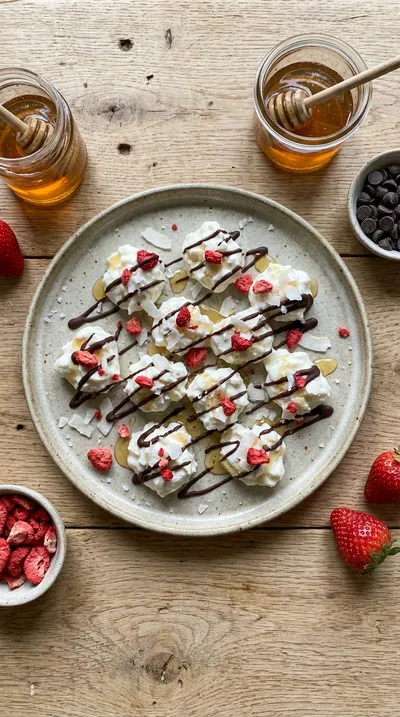 Chocolate Strawberry Greek Yogurt Clusters - cooking process